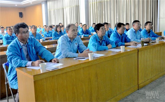 公司高層擔任發(fā)布評委 公司高層擔任發(fā)布評委